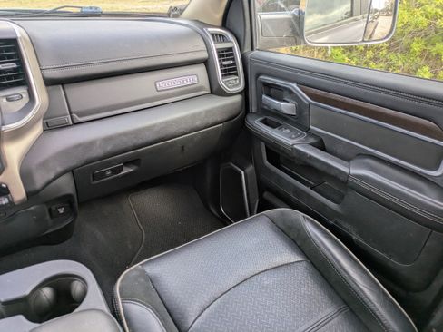 Used 2022 RAM 2500 Laramie image 15