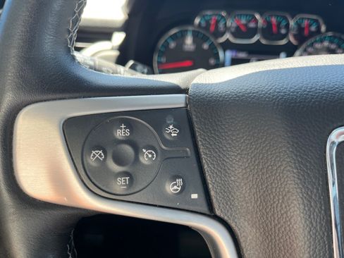 Used 2017 GMC Yukon SLT AWD/4WD image 27