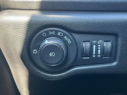 New 2026 Chrysler Pacifica Limited w/ S Appearance Package image 20