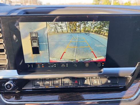 Certified 2024 GMC Sierra 1500 Elevation w/ Preferred Package image 16