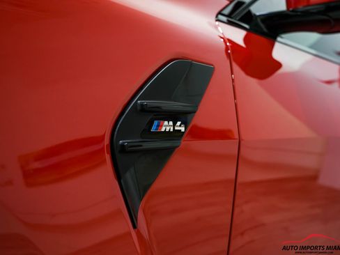 Used 2023 BMW M4 Coupe w/ Executive Package image 10