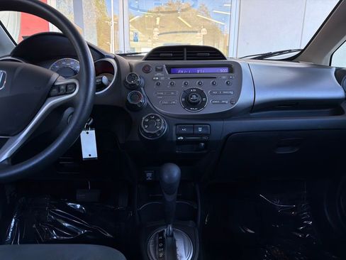 Used 2013 Honda Fit image 20