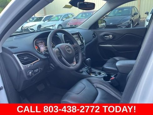 Used 2021 Jeep Cherokee Limited w/ Trailer Tow Group AWD/4WD image 6