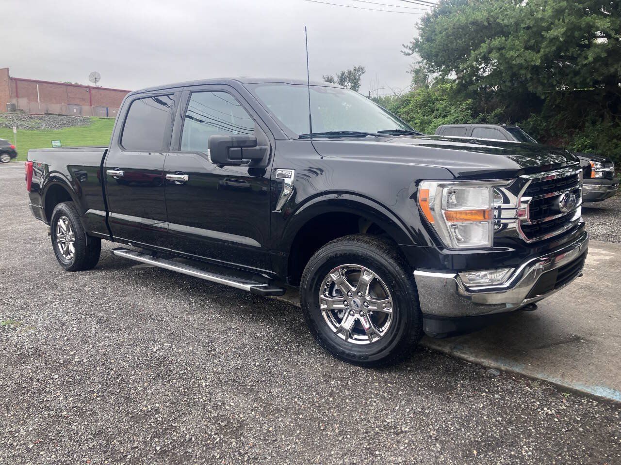 Used 2023 Ford F150 XLT w/ Equipment Group 301A Mid AWD/4WD image 3