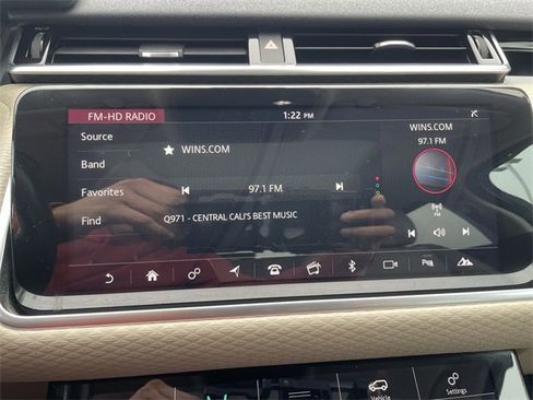 Used 2019 Land Rover Range Rover Velar S image 13