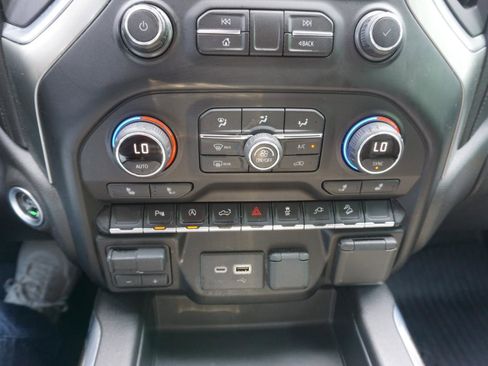 Used 2021 Chevrolet Silverado 1500 LT Trail Boss w/ Convenience Package II AWD/4WD image 24
