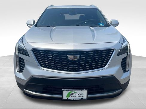 Used 2019 Cadillac XT4 Premium Luxury AWD/4WD image 2