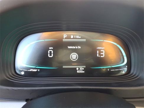 Used 2024 Hyundai Venue SEL image 22