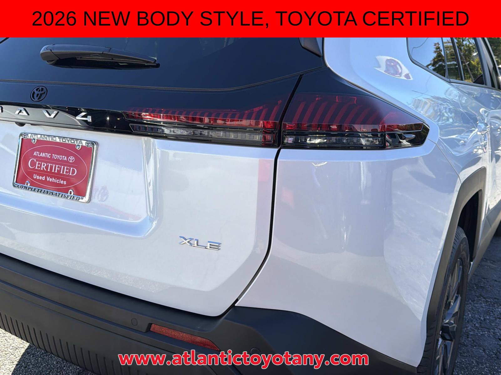 Used 2026 Toyota RAV4 XLE Premium AWD/4WD image 7