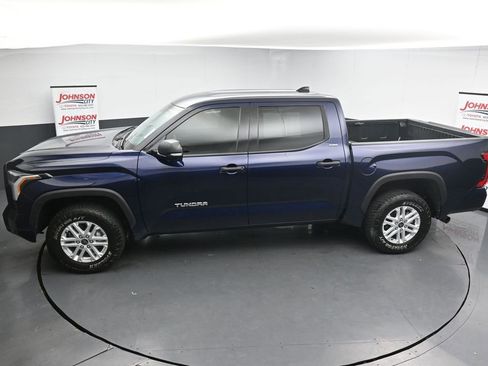 Used 2023 Toyota Tundra SR5 w/ SR5 Convenience Package AWD/4WD image 27