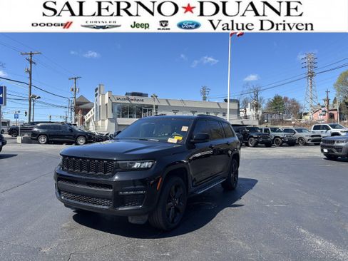 Used 2025 Jeep Grand Cherokee L Limited w/ Black Appearance Package image 1