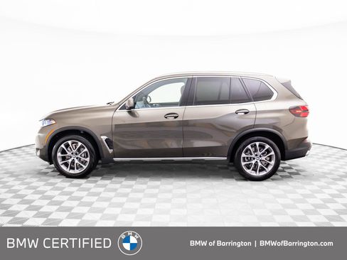 Certified 2025 BMW X5 xDrive40i w/ Premium Package image 2