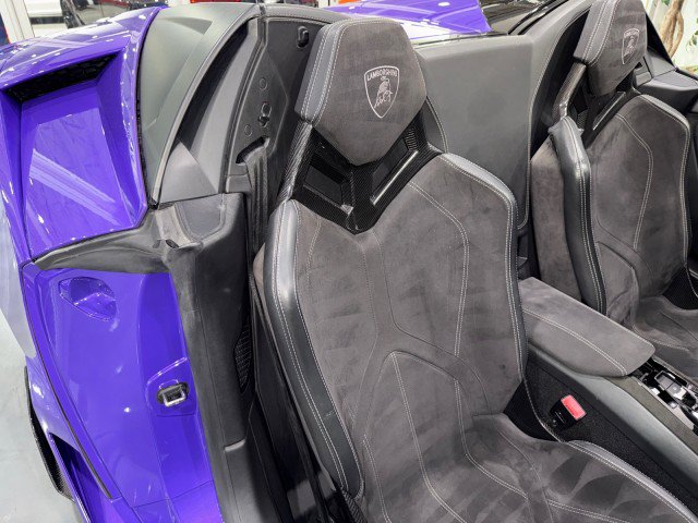 Used 2017 Lamborghini Huracan LP 610-4 AWD/4WD image 86