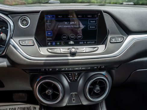 Used 2020 Chevrolet Blazer LT FWD image 20