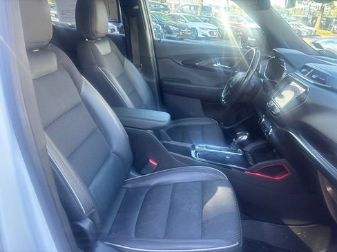 Used 2021 Chevrolet TrailBlazer RS w/ Convenience Package FWD image 22