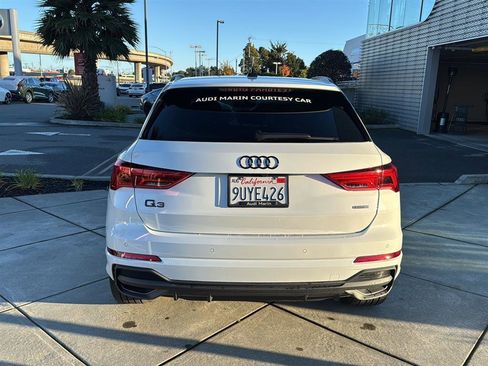 Used 2025 Audi Q3 2.0T Premium w/ Convenience Package image 7