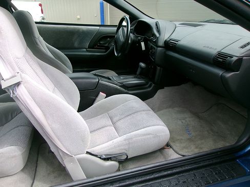 Used 1996 Chevrolet Camaro RS image 11
