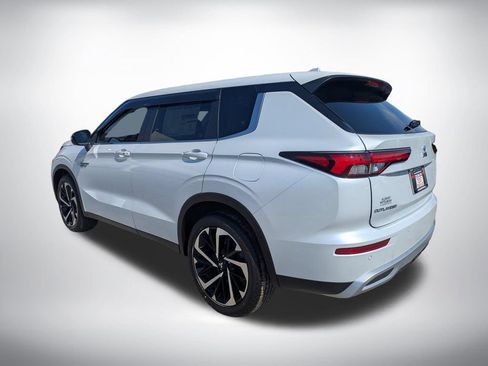 New 2025 Mitsubishi Outlander SE AWD/4WD image 5
