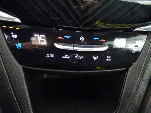 Certified 2022 Cadillac XT6 Premium Luxury w/ Technology Package AWD/4WD image 14