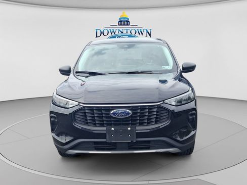 Used 2025 Ford Escape Active w/ Active Premium Tech Pack AWD/4WD image 8