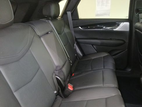 Used 2020 Cadillac XT5 Premium Luxury AWD/4WD image 14
