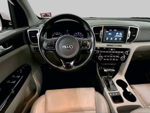 Used 2018 Kia Sportage EX AWD/4WD image 5