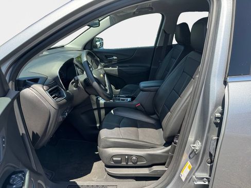 Used 2023 Chevrolet Equinox Premier AWD/4WD image 12