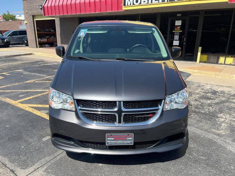 Used 2019 Dodge Grand Caravan SE w/ UConnect Hands-Free Group FWD image 7