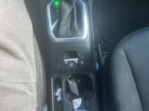 Used 2018 Jeep Renegade Sport w/ Power & Air Group image 22