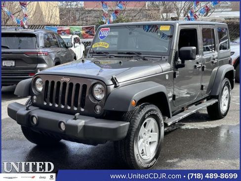 Used 2018 Jeep Wrangler Unlimited Sport S image 8