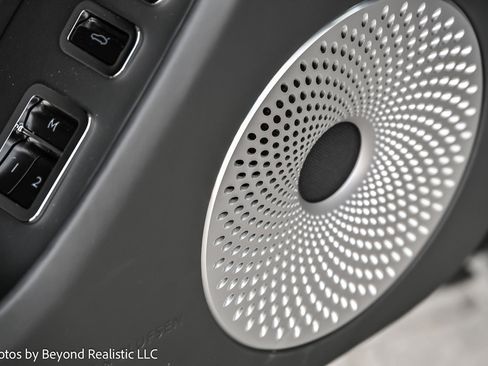 New 2025 Bentley Flying Spur Plug-In Hybrid image 23