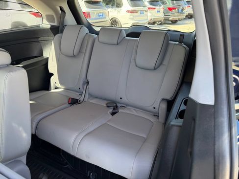 Used 2023 Honda Odyssey Elite image 15