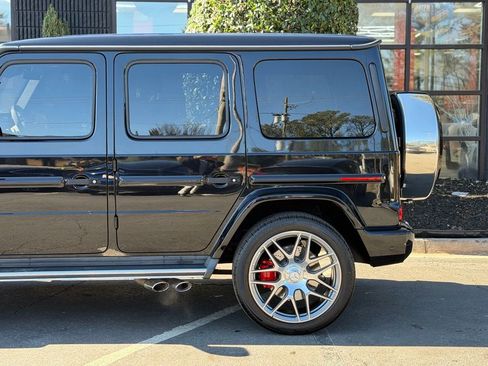Used 2019 Mercedes-Benz G 63 AMG 4MATIC w/ Parking Package image 11