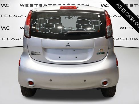 Used 2012 Mitsubishi i RWD image 5