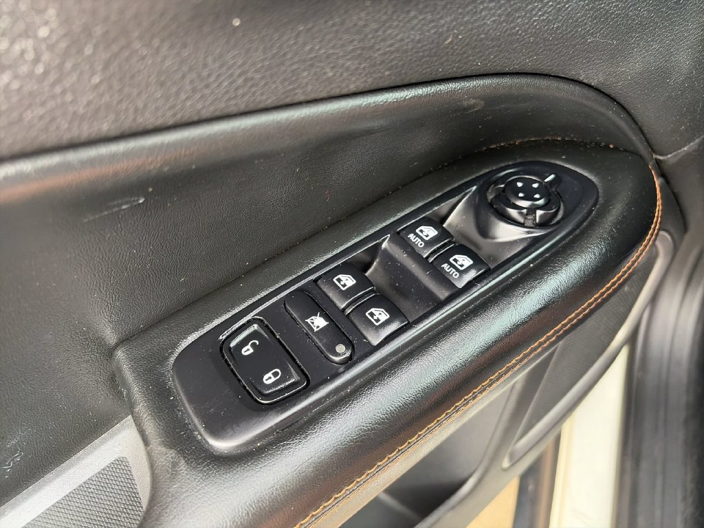 Used 2020 Jeep Compass Limited AWD/4WD image 14