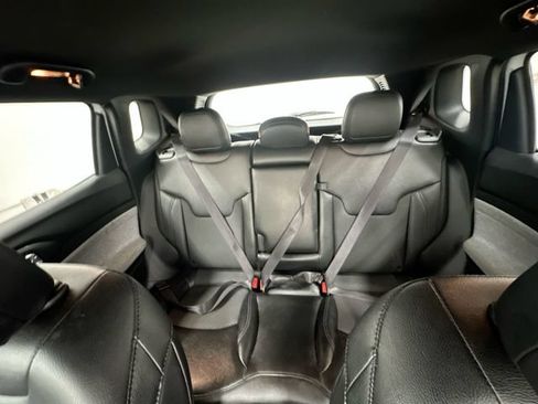 Used 2024 Jeep Compass Latitude AWD/4WD image 24