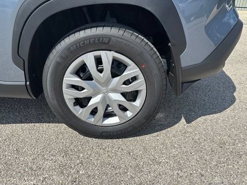 New 2026 Toyota Corolla Cross L FWD image 11