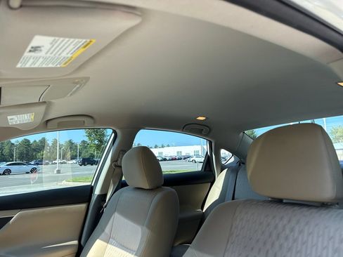 Used 2016 Nissan Altima 2.5 SV FWD image 30