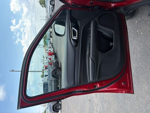 Used 2025 Jeep Compass Trailhawk AWD/4WD image 10