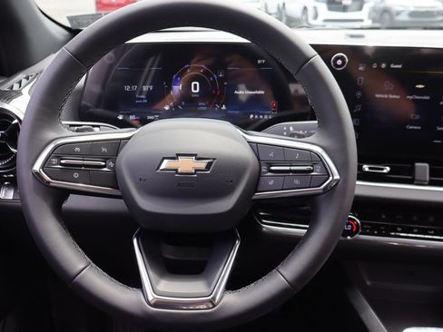 New 2026 Chevrolet Equinox LT w/ Convenience Package II AWD/4WD image 7
