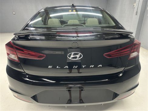 Used 2019 Hyundai Elantra SEL FWD image 6