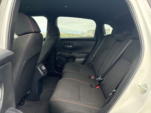 Used 2024 Honda HR-V Sport image 16