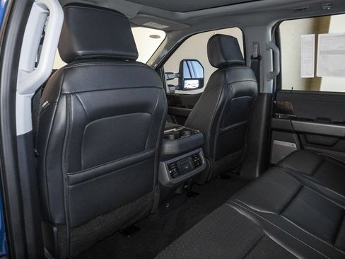 New 2026 Ford F250 Lariat w/ Black Appearance Package AWD/4WD image 37