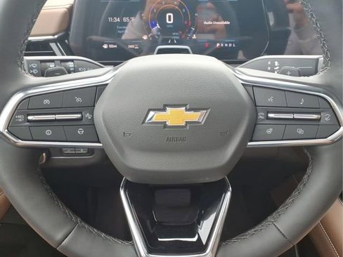 New 2026 Chevrolet Suburban High Country AWD/4WD image 11