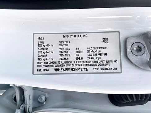 Used 2022 Tesla Model 3 Performance image 31