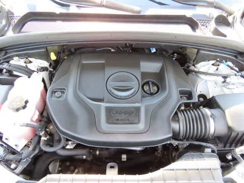 Used 2021 Jeep Grand Cherokee L Overland AWD/4WD image 11