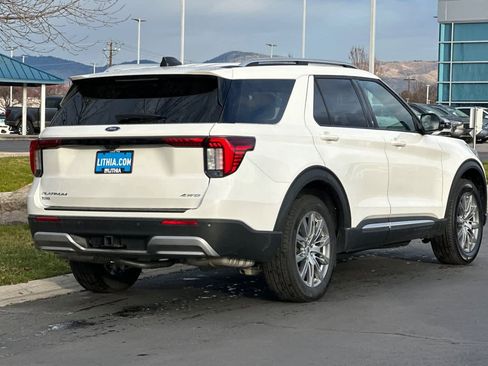 Certified 2025 Ford Explorer Platinum image 2