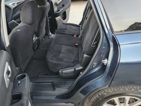 Used 2015 Nissan Pathfinder SV w/ Cargo Package image 30