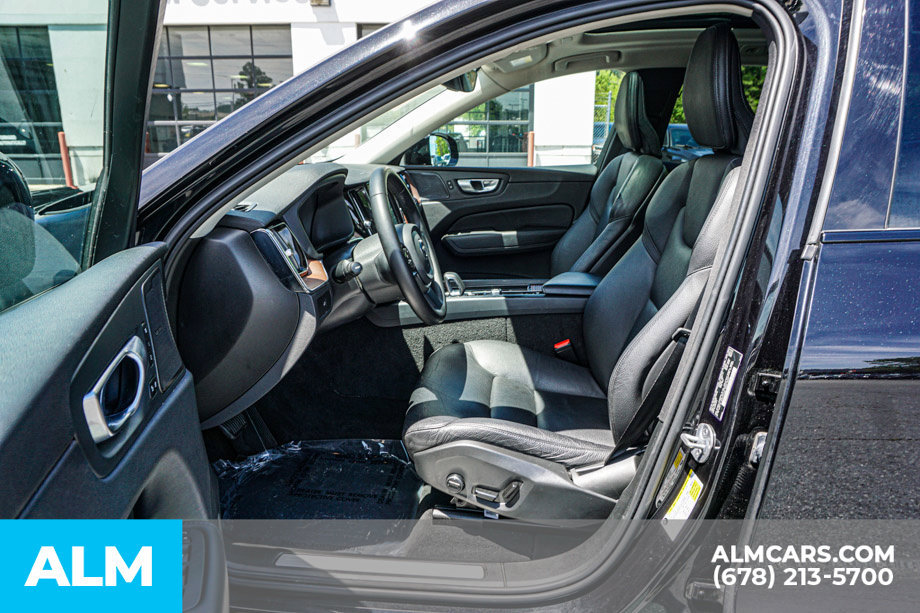Used 2024 Volvo XC60 B5 Plus AWD/4WD image 20