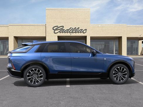 New 2025 Cadillac Lyriq Sport image 5